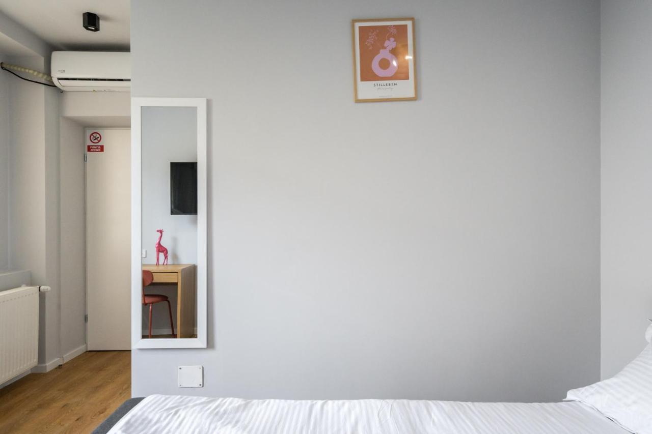 Cute Central Apartments In Villa Bukarest Eksteriør billede